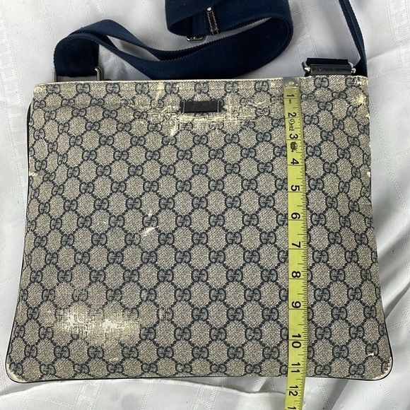 Gucci Monogram GG Supreme Flat Messenger Shoulder Crossbody Bag Navy Blue Beige - Picture 10 of 17